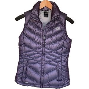 THE NORTH FACE 550 GOOSE DOWN VEST size S NWOT